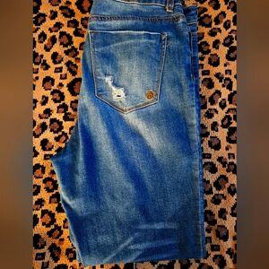 Curvy  Stretch Jeans By  Indigo Rein